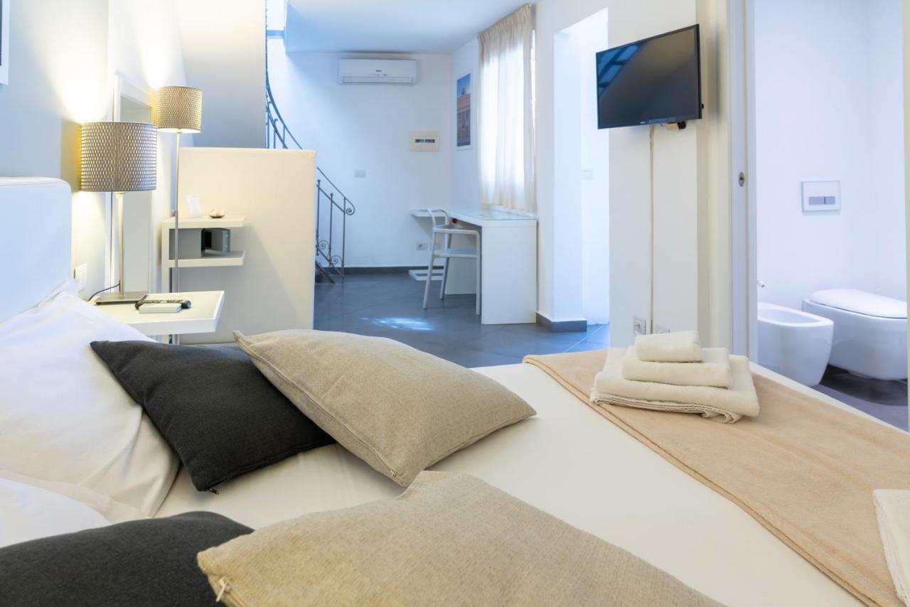 Hotel Le Stanze Di Piazza Cairoli à Messine Extérieur photo