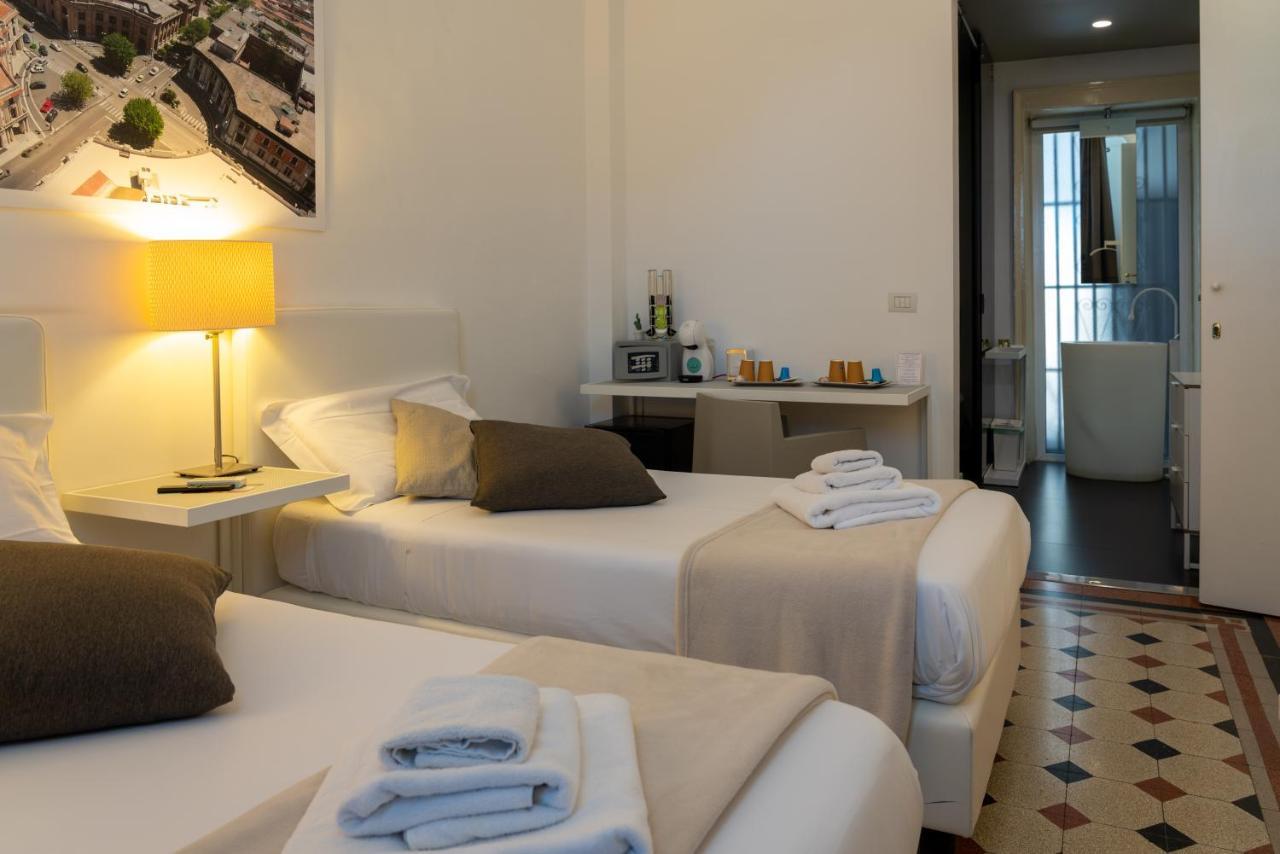 Hotel Le Stanze Di Piazza Cairoli à Messine Extérieur photo