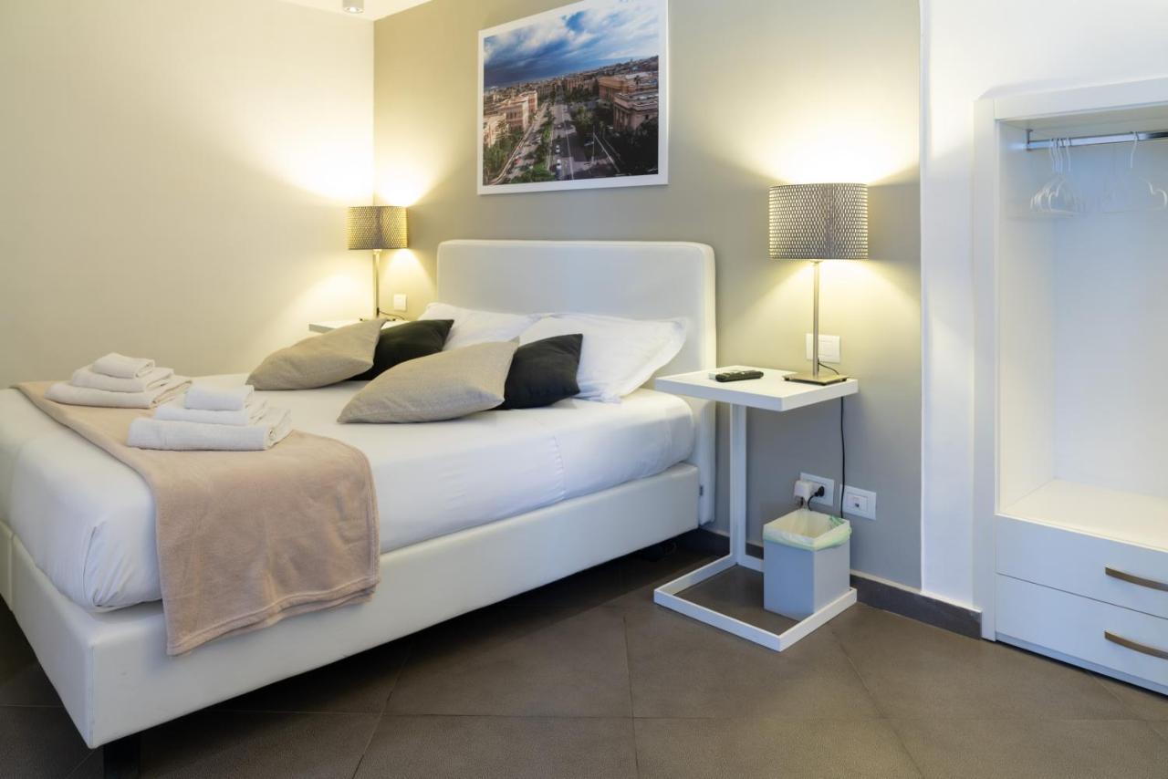 Hotel Le Stanze Di Piazza Cairoli à Messine Extérieur photo