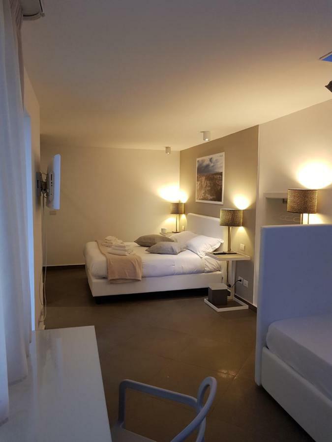 Hotel Le Stanze Di Piazza Cairoli à Messine Extérieur photo
