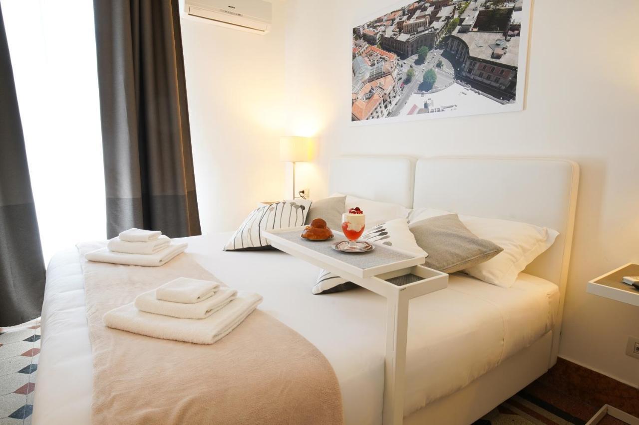 Hotel Le Stanze Di Piazza Cairoli à Messine Extérieur photo