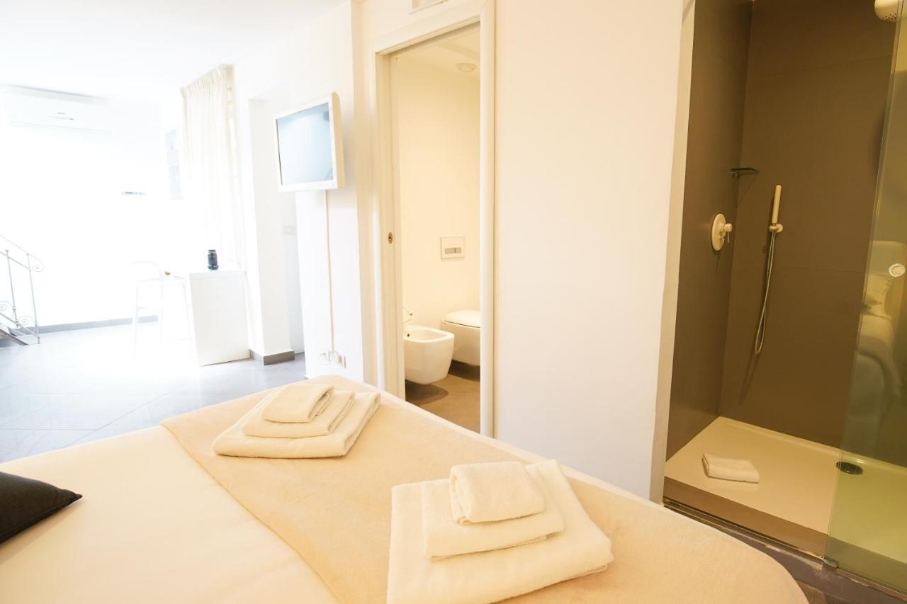Hotel Le Stanze Di Piazza Cairoli à Messine Extérieur photo